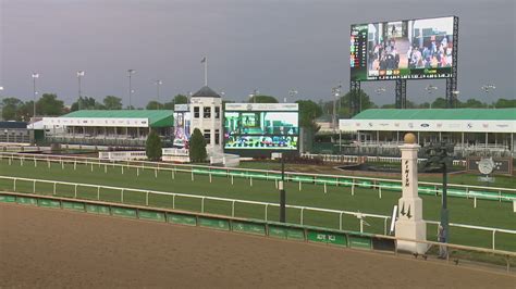 churchill downs opening night 2024